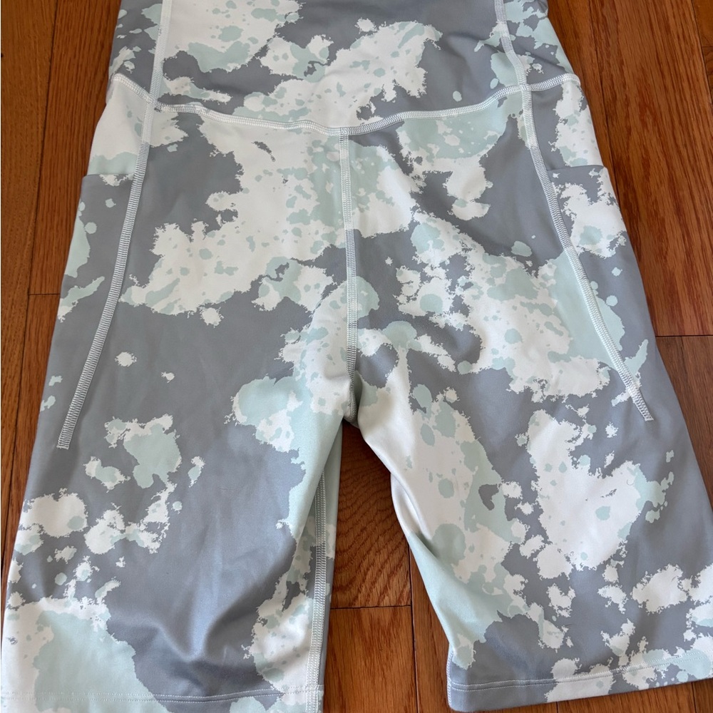 * | The North Face | biker shorts. Size L. - Picture 4 of 7